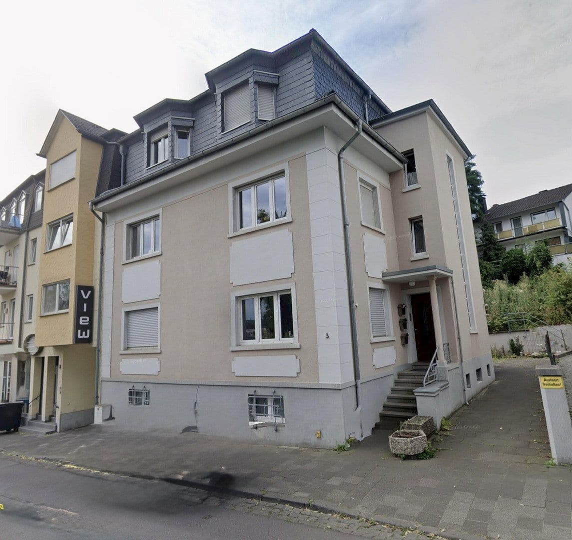 Prenájom domu 73 m², pozemok 358 m², Hochstr. 3, Bad Neuenahr-Ahrweiler, Porýnie-Falcko Prenájom domu 73 m², pozemok 358 m², Hochstr. 3, Bad Neuenahr-Ahrweiler, Porýnie-Falcko