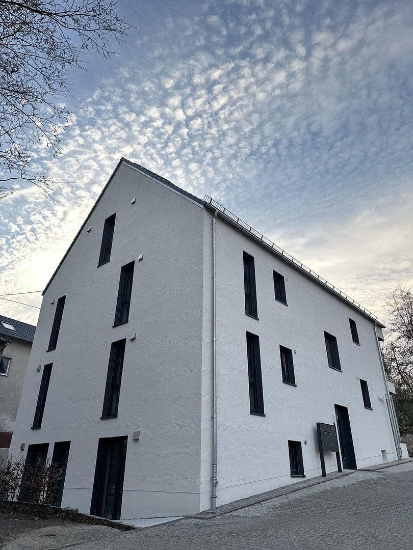 Prenájom bytu 3-izbový 100 m², Schlossstraße 63, Andernach, Porýnie-Falcko Prenájom bytu 3-izbový 100 m², Schlossstraße 63, Andernach, Porýnie-Falcko