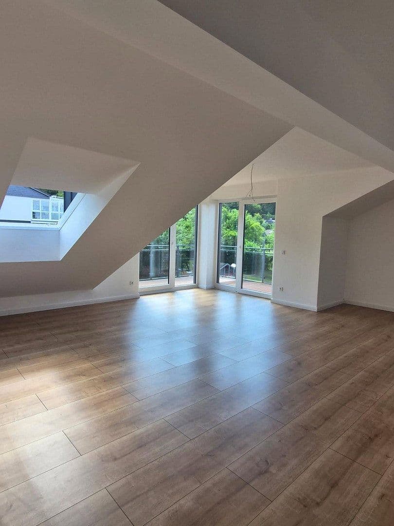 Prenájom bytu 2-izbový 70 m², Freiherr-vom-Stein Str. 44, Waldbröl, Severné Porýnie - Westfálsko Prenájom bytu 2-izbový 70 m², Freiherr-vom-Stein Str. 44, Waldbröl, Severné Porýnie - Westfálsko