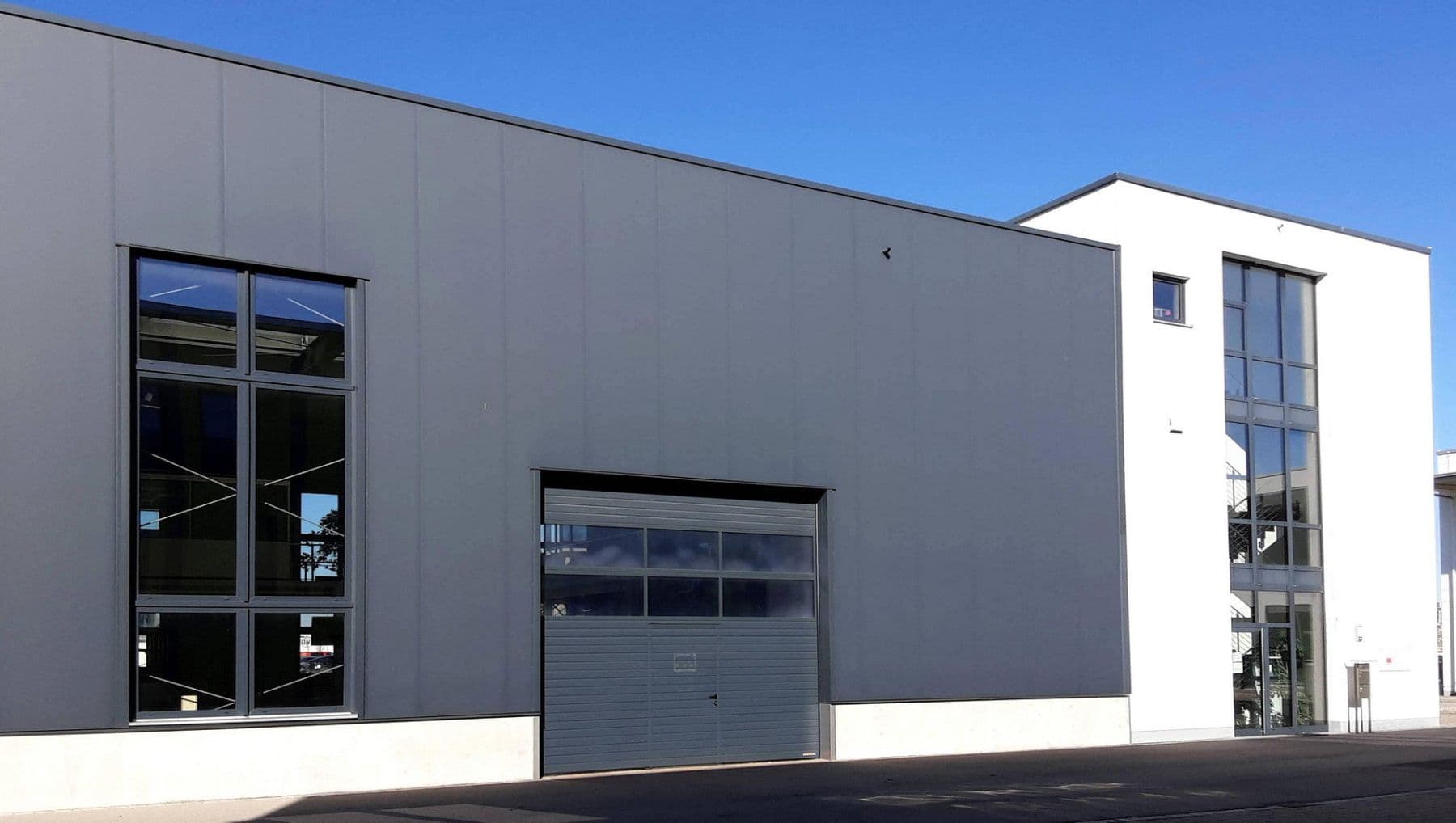 Prenájom nebytového priestoru 893 m², Bavariaring 12, Kaufbeuren, Bavorsko Prenájom nebytového priestoru 893 m², Bavariaring 12, Kaufbeuren, Bavorsko