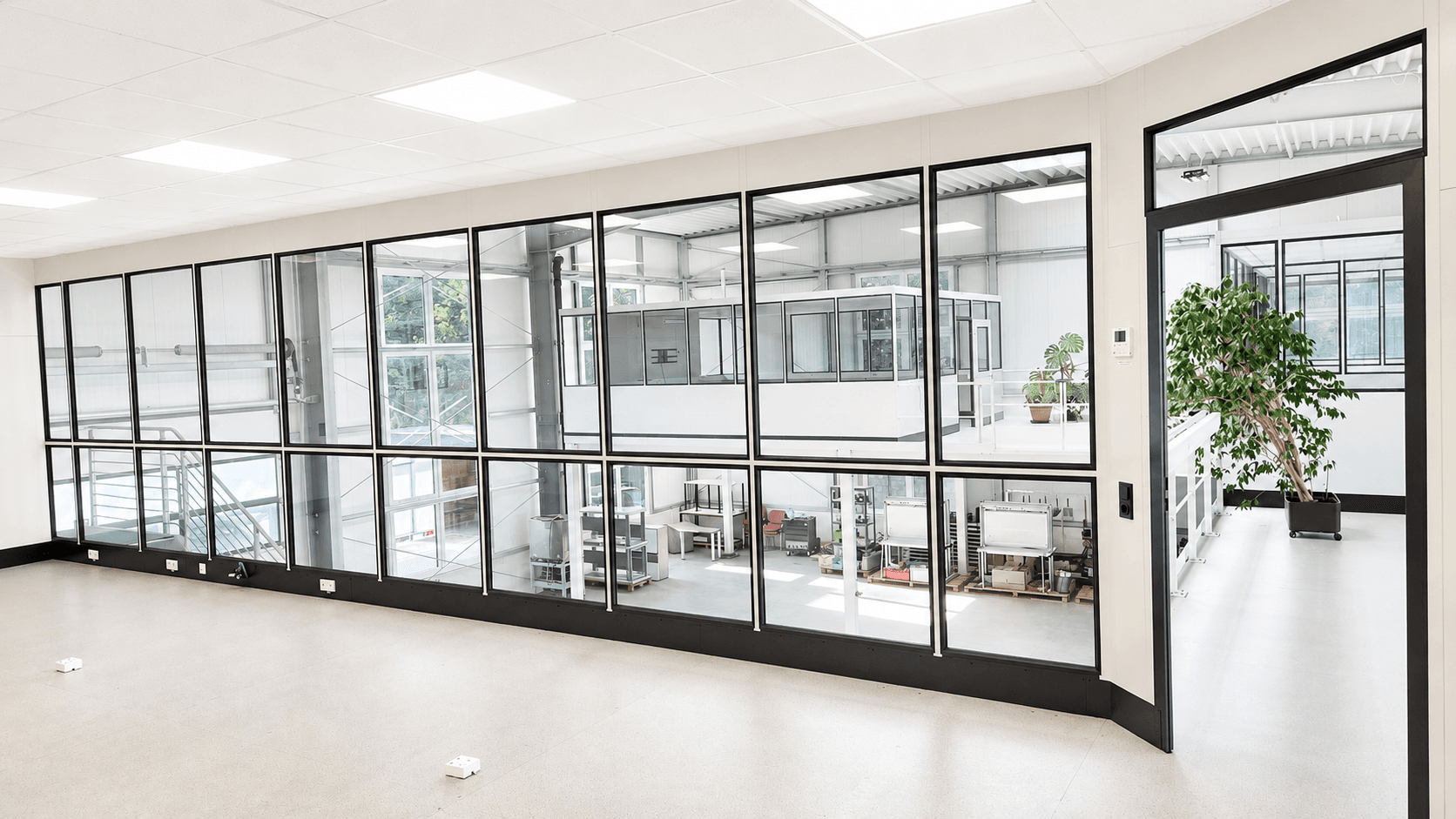 Prenájom nebytového priestoru 893 m², Bavariaring 12, Kaufbeuren, Bavorsko Prenájom nebytového priestoru 893 m², Bavariaring 12, Kaufbeuren, Bavorsko