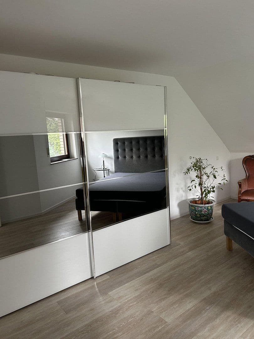 Prenájom bytu 2-izbový 85 m², Neuss, Severné Porýnie - Westfálsko Prenájom bytu 2-izbový 85 m², Neuss, Severné Porýnie - Westfálsko
