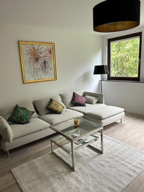 Prenájom bytu 2-izbový 85 m², Neuss, Severné Porýnie - Westfálsko Prenájom bytu 2-izbový 85 m², Neuss, Severné Porýnie - Westfálsko