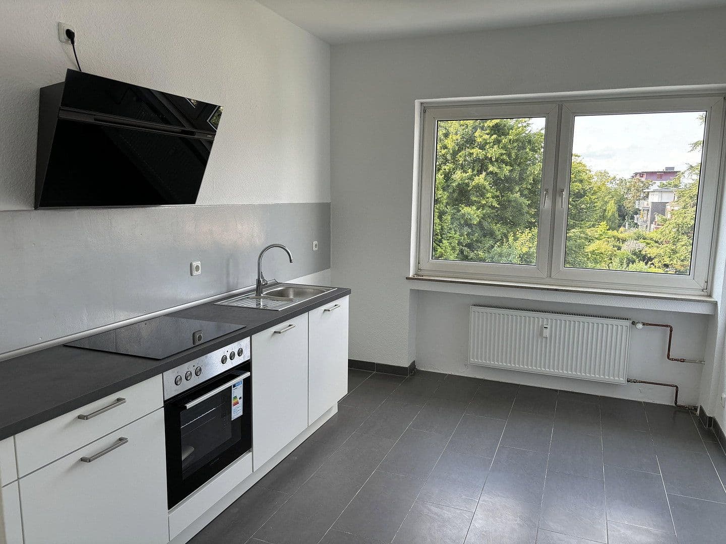 Prenájom bytu 3-izbový 98 m², Goebenplatz 8, Düren, Severné Porýnie - Westfálsko Prenájom bytu 3-izbový 98 m², Goebenplatz 8, Düren, Severné Porýnie - Westfálsko
