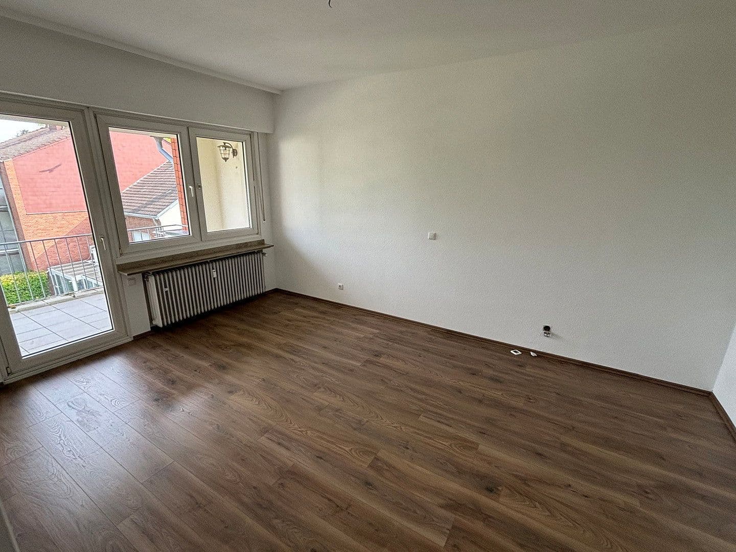 Prenájom bytu 3-izbový 98 m², Goebenplatz 8, Düren, Severné Porýnie - Westfálsko Prenájom bytu 3-izbový 98 m², Goebenplatz 8, Düren, Severné Porýnie - Westfálsko