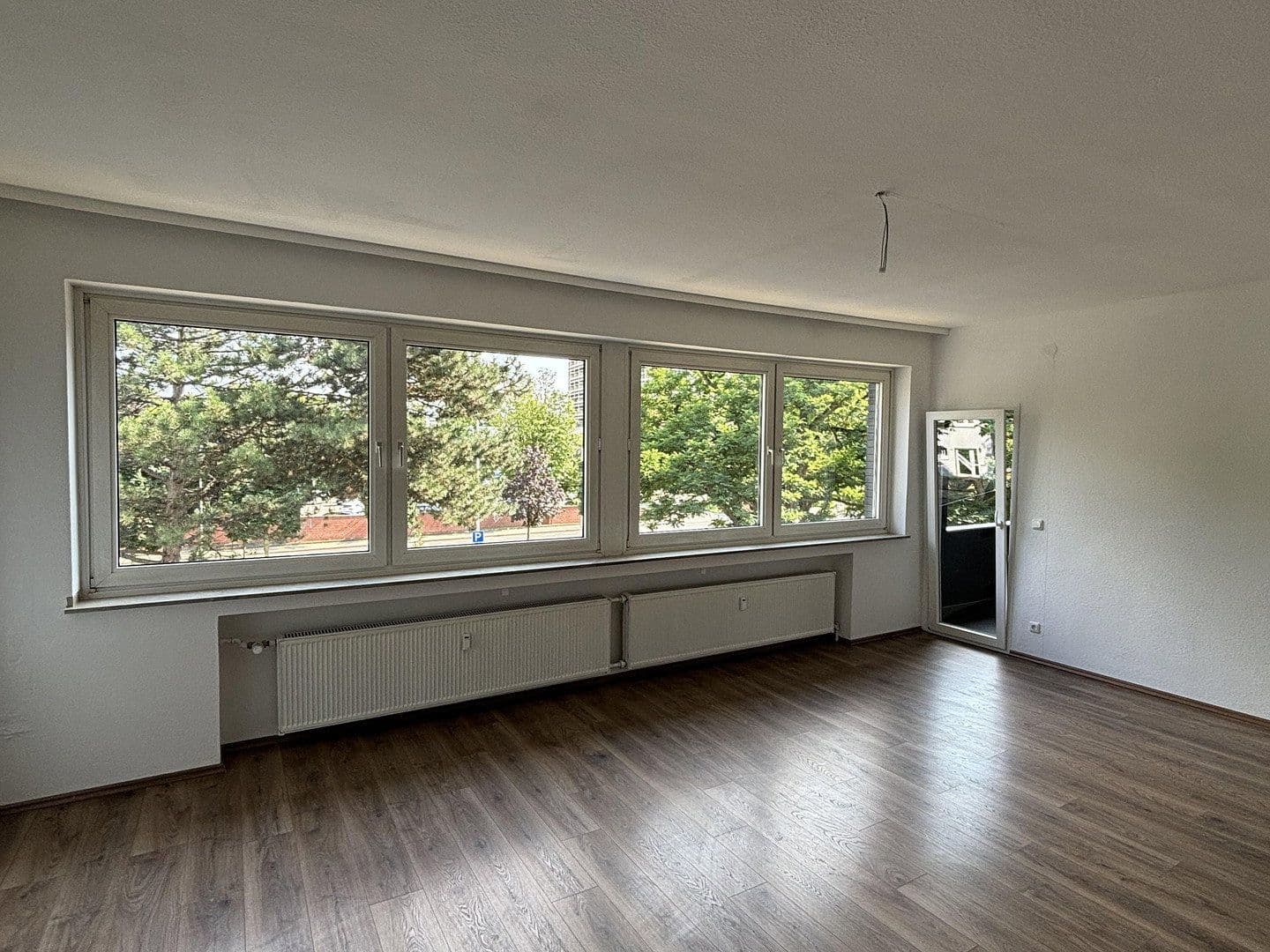 Prenájom bytu 3-izbový 98 m², Goebenplatz 8, Düren, Severné Porýnie - Westfálsko Prenájom bytu 3-izbový 98 m², Goebenplatz 8, Düren, Severné Porýnie - Westfálsko