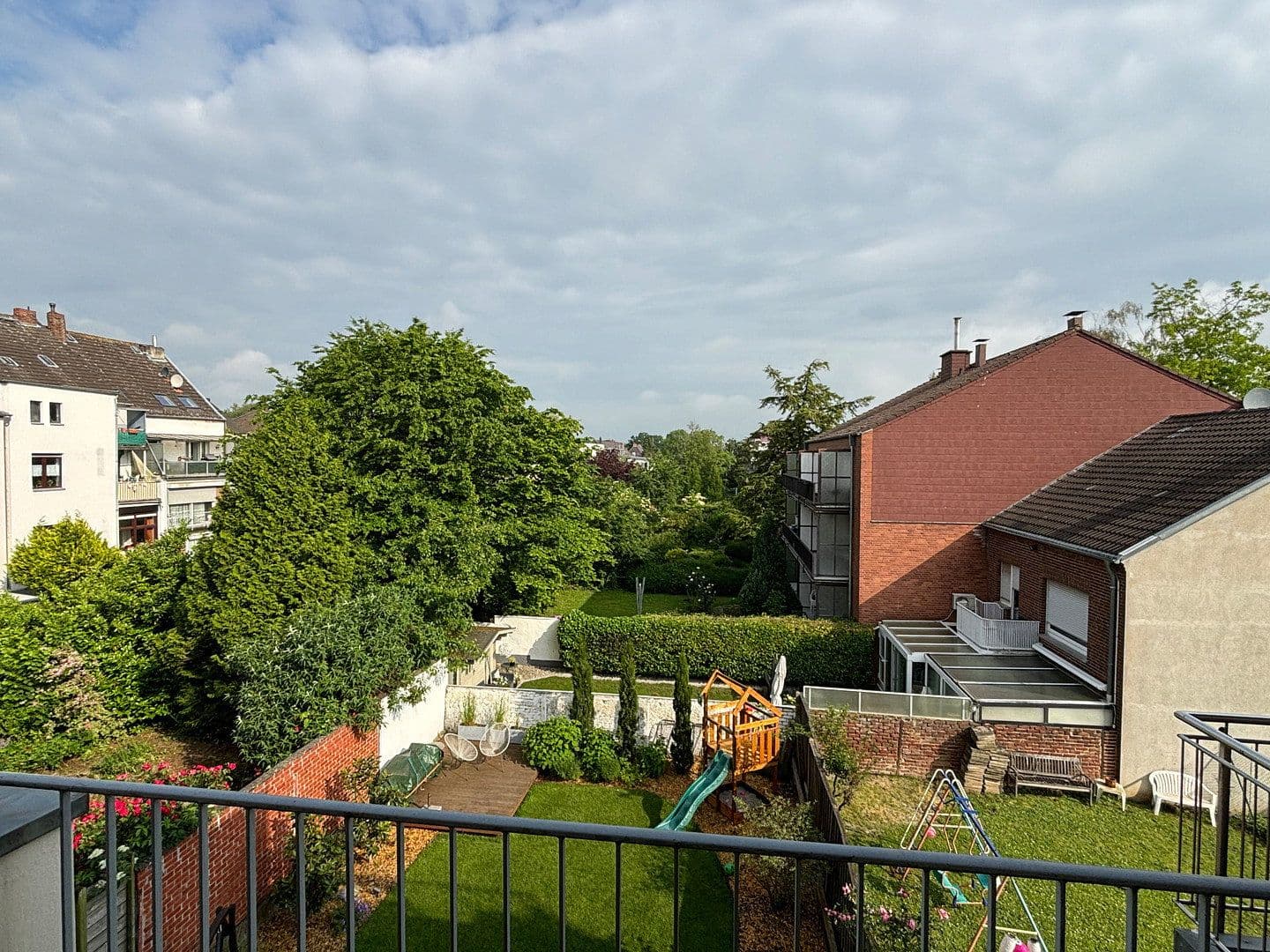 Prenájom bytu 3-izbový 98 m², Goebenplatz 8, Düren, Severné Porýnie - Westfálsko Prenájom bytu 3-izbový 98 m², Goebenplatz 8, Düren, Severné Porýnie - Westfálsko