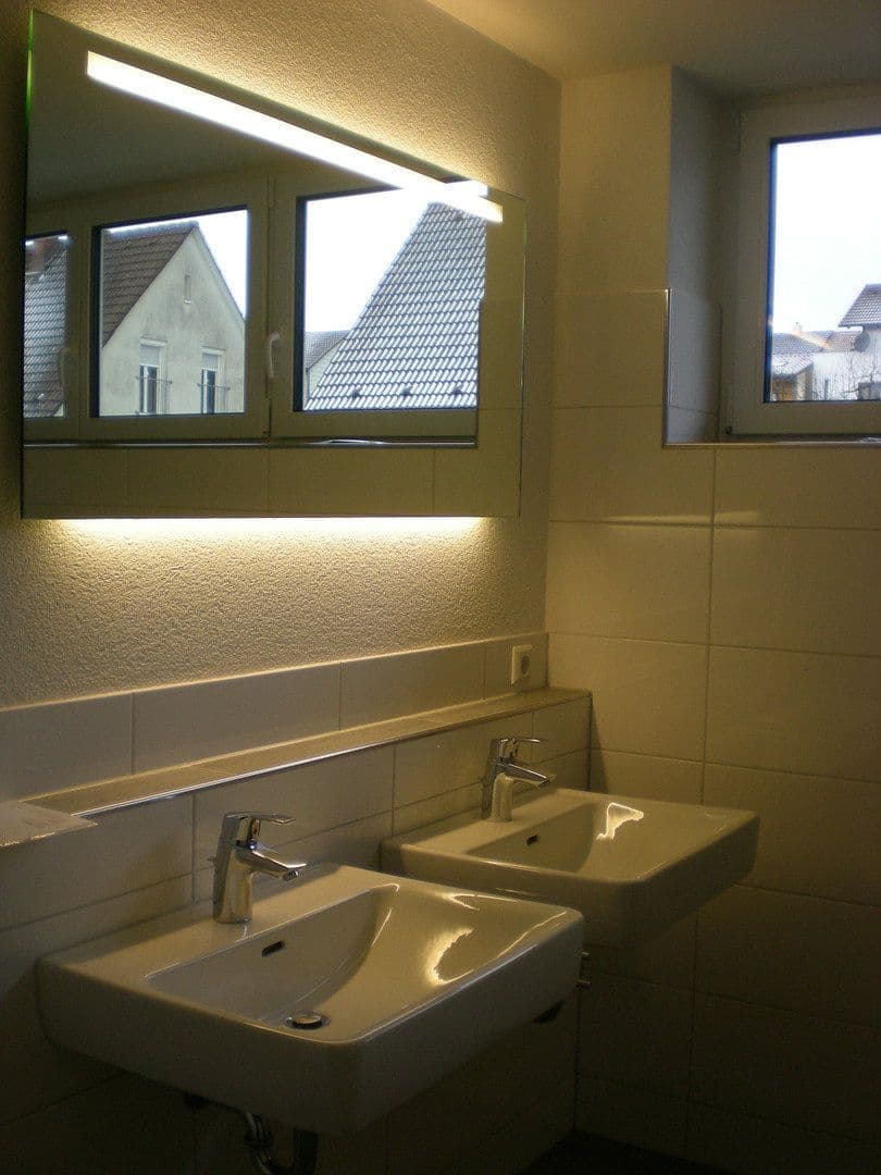Prenájom bytu 3-izbový 77 m², Obere Sitt 1b, Laufenburg (Baden), Bádensko-Wurttembersko Prenájom bytu 3-izbový 77 m², Obere Sitt 1b, Laufenburg (Baden), Bádensko-Wurttembersko