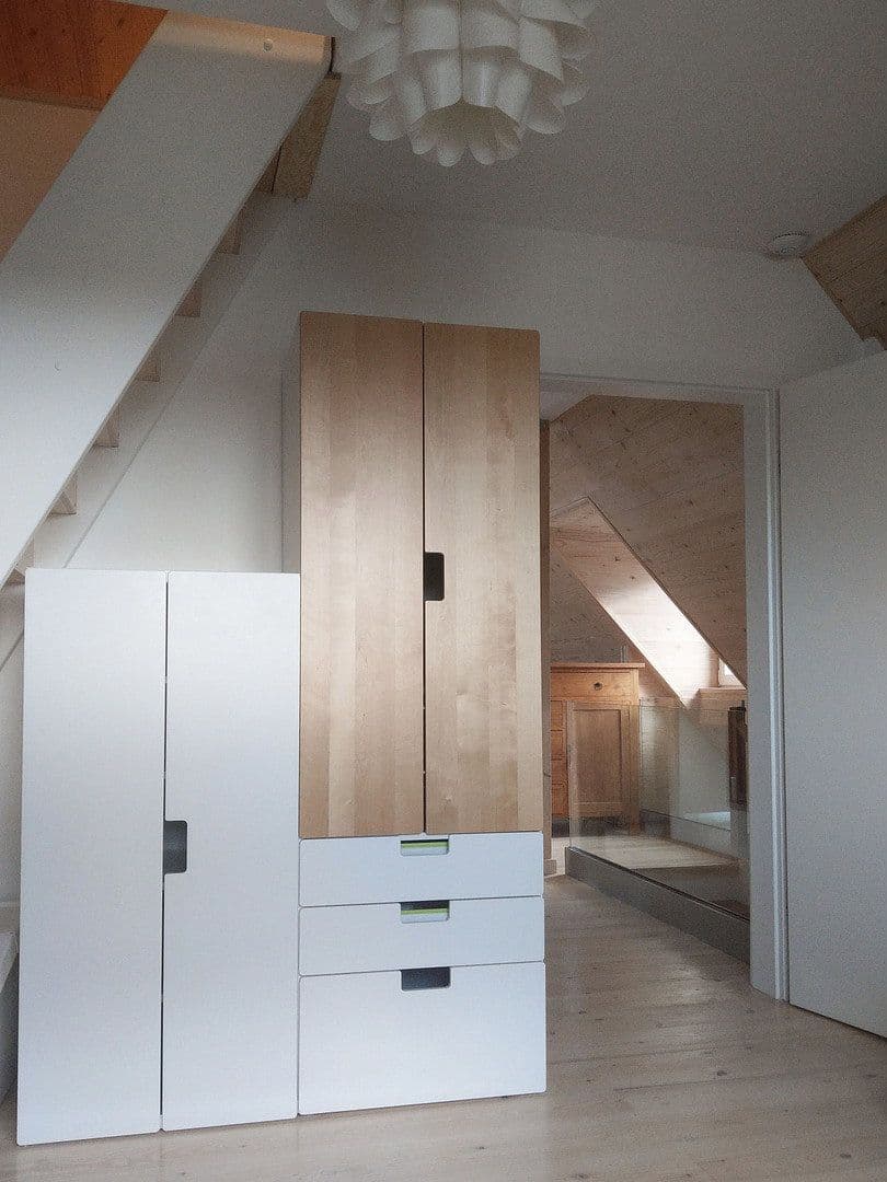 Prenájom bytu 2-izbový 57 m², Stuttgart, Bádensko-Wurttembersko Prenájom bytu 2-izbový 57 m², Stuttgart, Bádensko-Wurttembersko