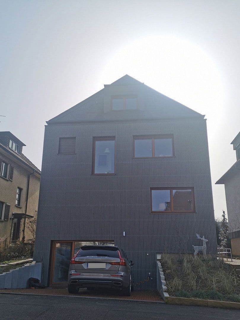 Prenájom bytu 2-izbový 57 m², Stuttgart, Bádensko-Wurttembersko Prenájom bytu 2-izbový 57 m², Stuttgart, Bádensko-Wurttembersko