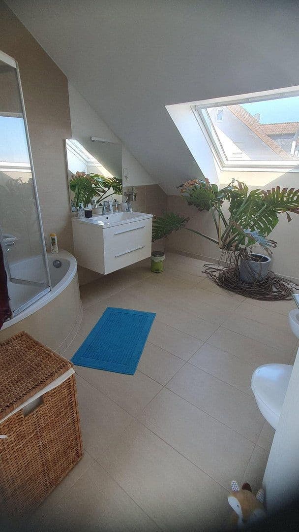 Prenájom bytu 3-izbový 94 m², Ziegelhüttenstr. 18, Babenhausen, Hesensko Prenájom bytu 3-izbový 94 m², Ziegelhüttenstr. 18, Babenhausen, Hesensko
