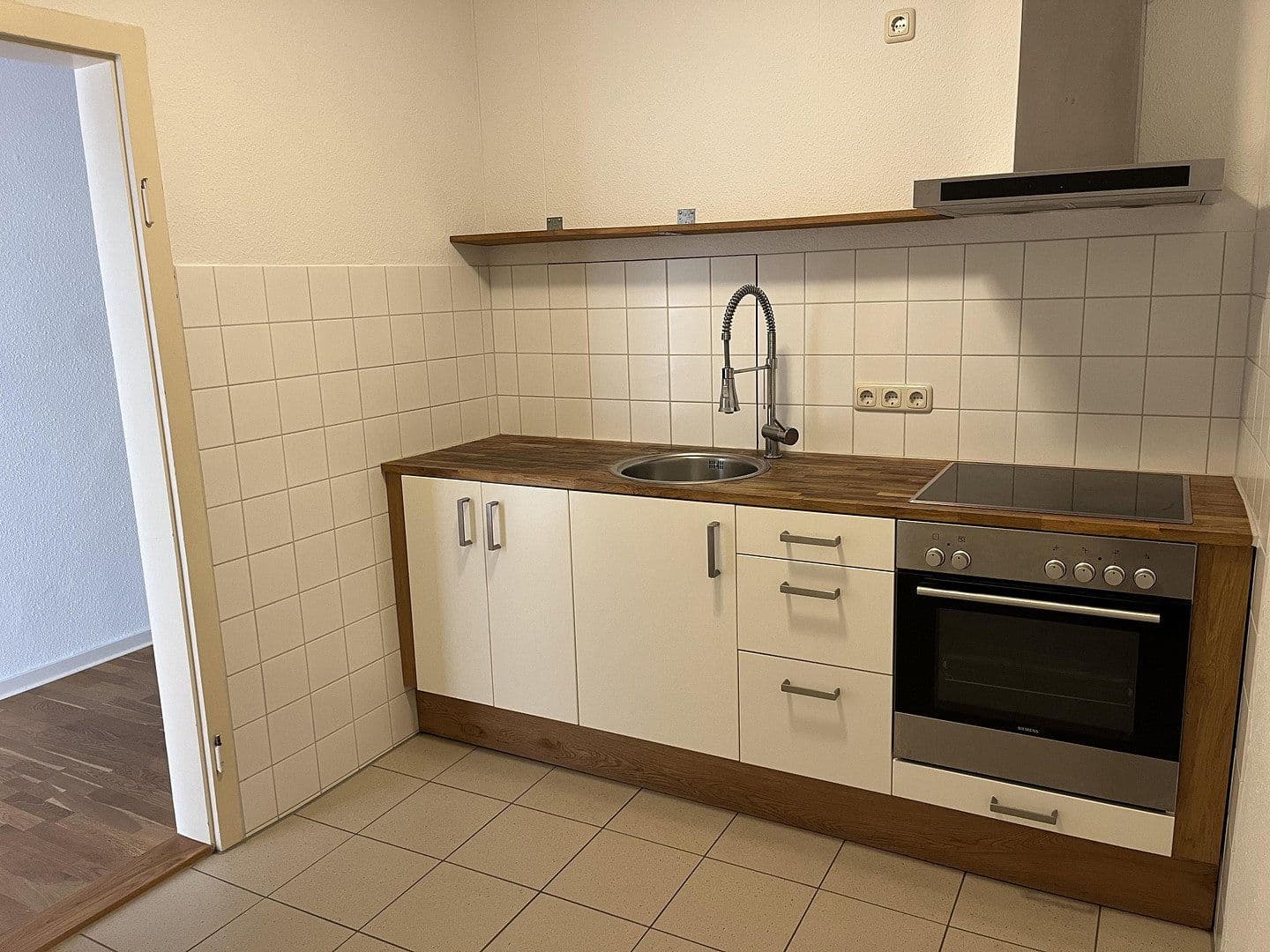 Prenájom bytu 2-izbový 60 m², Langenstraße 71, Stralsund, Meklenbursko-Predpomoransko Prenájom bytu 2-izbový 60 m², Langenstraße 71, Stralsund, Meklenbursko-Predpomoransko