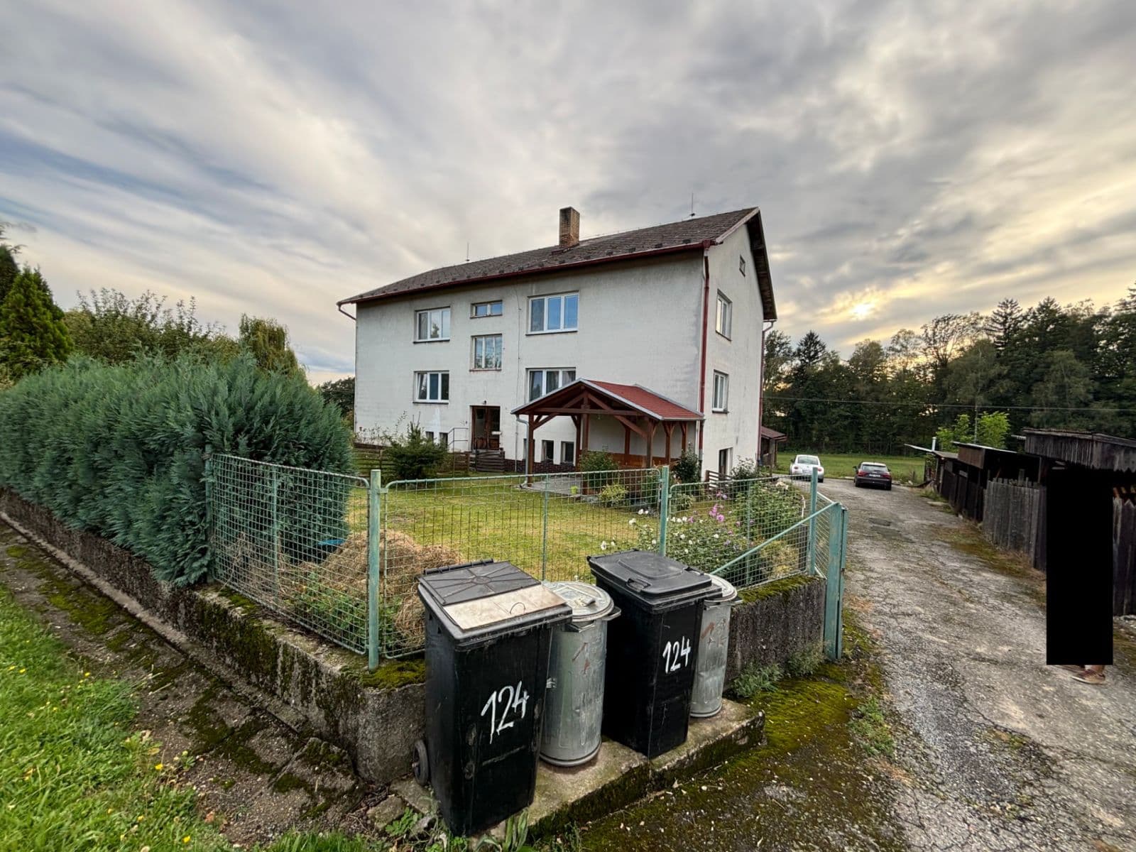 Prenájom bytu 3-izbový 78 m², Choustník, Jihočeský kraj Prenájom bytu 3-izbový 78 m², Choustník, Jihočeský kraj