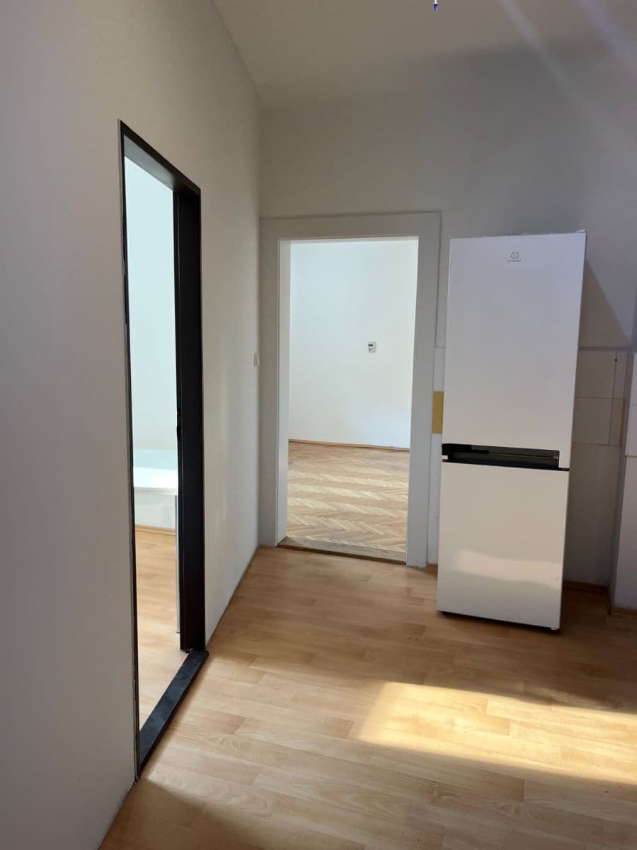 Prenájom bytu 2-izbový 50 m², Legionářů, Praha, Praha Prenájom bytu 2-izbový 50 m², Legionářů, Praha, Praha