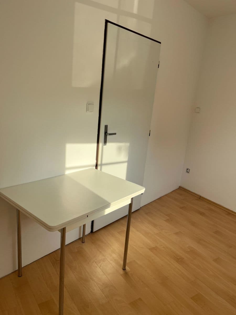 Prenájom bytu 2-izbový 50 m², Legionářů, Praha, Praha Prenájom bytu 2-izbový 50 m², Legionářů, Praha, Praha