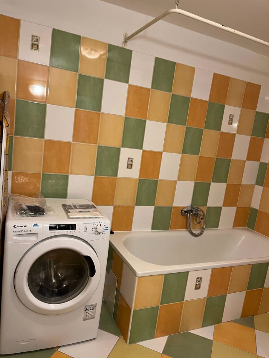 Prenájom bytu 2-izbový 50 m², Legionářů, Praha, Praha Prenájom bytu 2-izbový 50 m², Legionářů, Praha, Praha