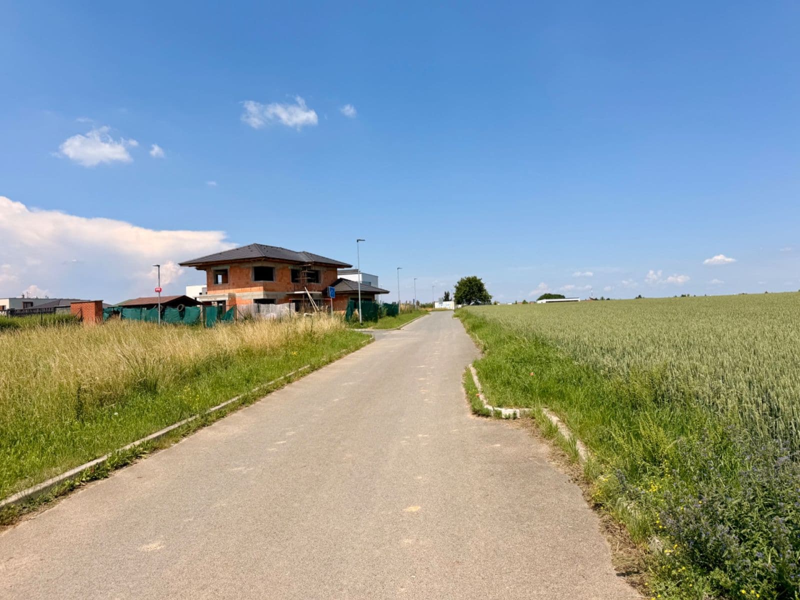 Predaj pozemku 778 m², Ibišková, Praha, Praha Predaj pozemku 778 m², Ibišková, Praha, Praha
