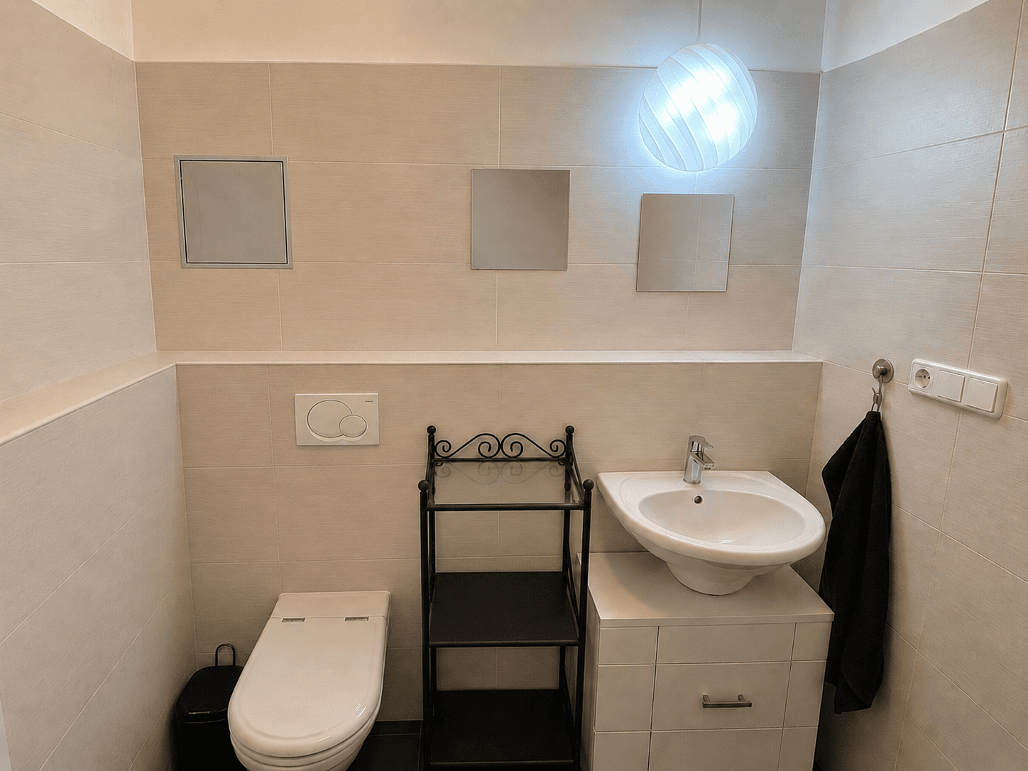 Prenájom bytu 1-izbový 40 m², Křižíkova, Praha, Praha Prenájom bytu 1-izbový 40 m², Křižíkova, Praha, Praha