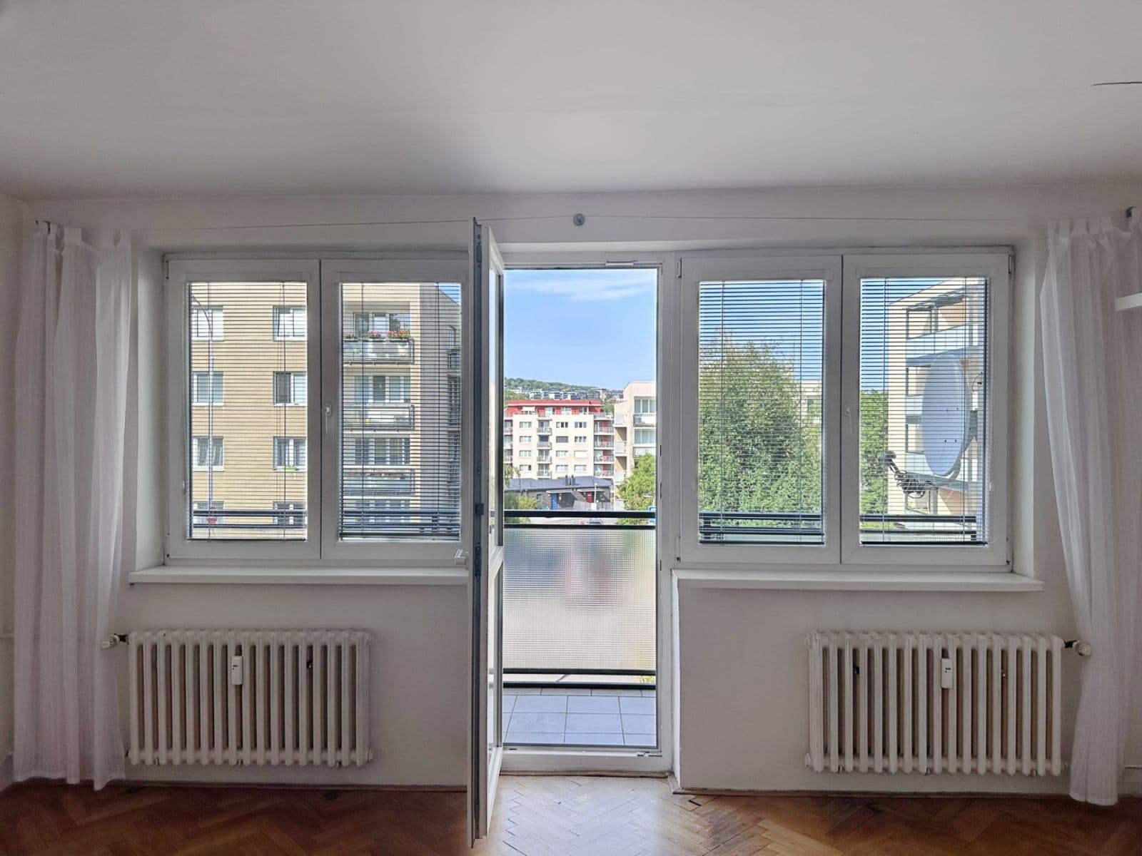 Predaj bytu 2-izbový 89 m², Česká, Praha, Praha Predaj bytu 2-izbový 89 m², Česká, Praha, Praha