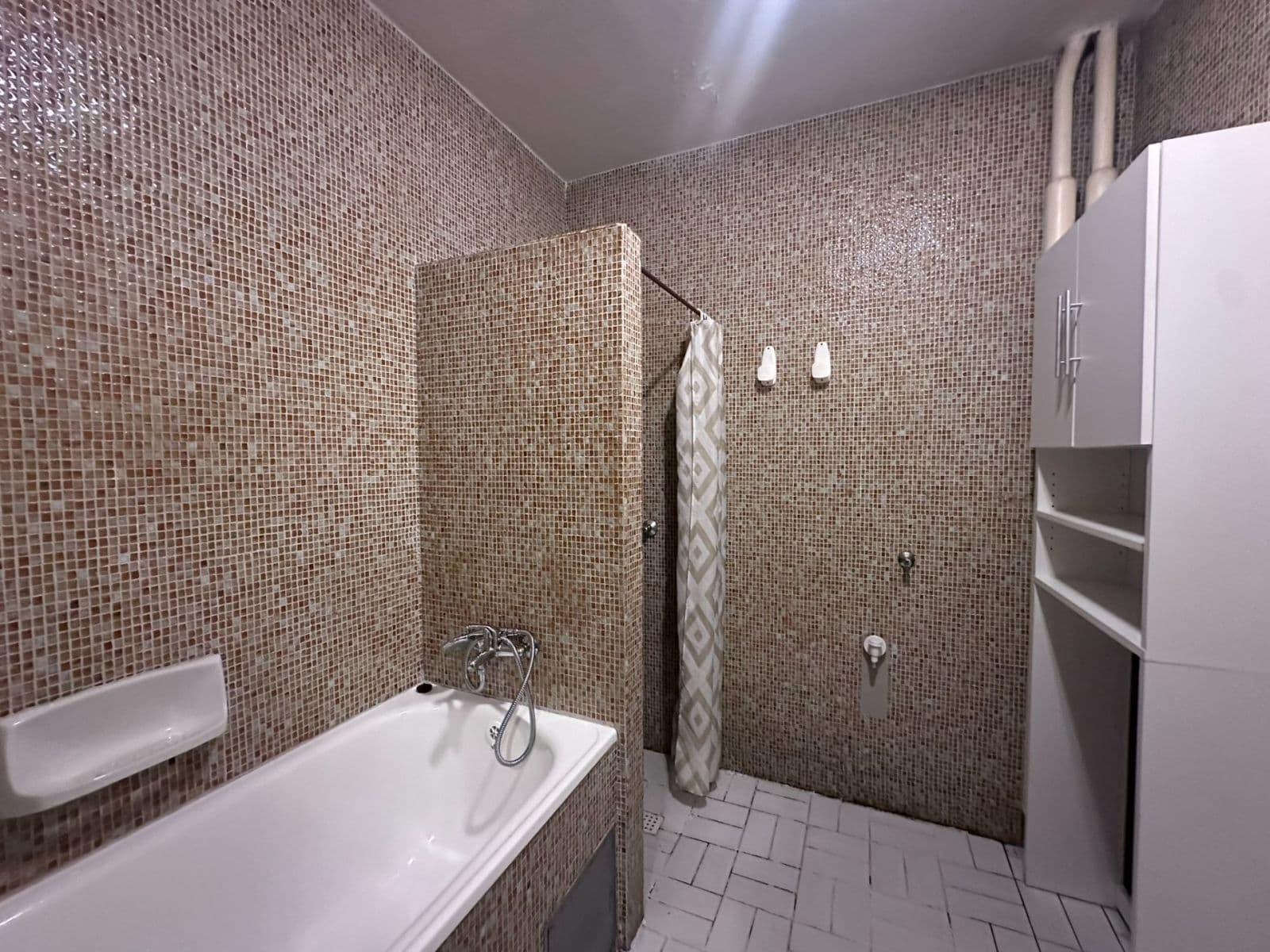 Predaj bytu 2-izbový 89 m², Česká, Praha, Praha Predaj bytu 2-izbový 89 m², Česká, Praha, Praha