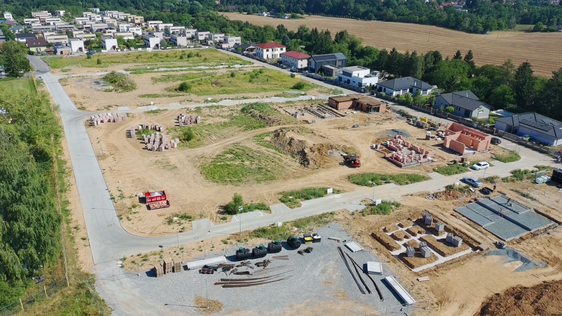 Predaj domu 250 m², pozemok 774 m², Úvaly, Středočeský kraj Predaj domu 250 m², pozemok 774 m², Úvaly, Středočeský kraj