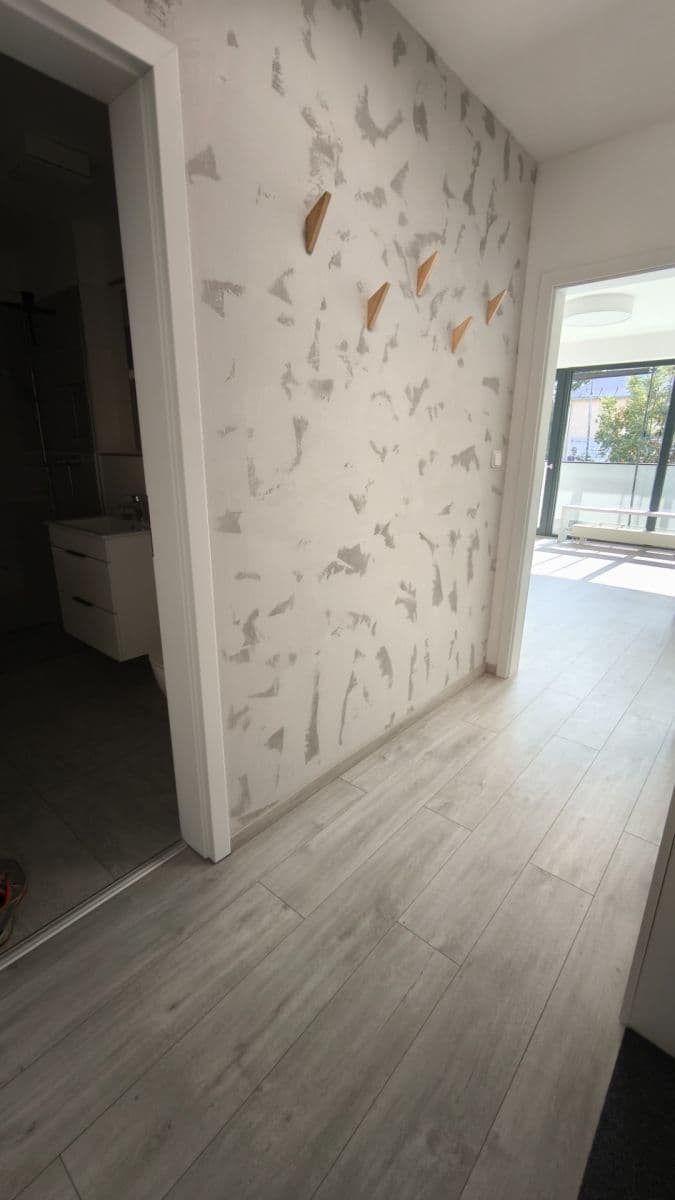 Prenájom bytu 1-izbový 32 m², Věry Pánkové, Olomouc, Olomoucký kraj Prenájom bytu 1-izbový 32 m², Věry Pánkové, Olomouc, Olomoucký kraj