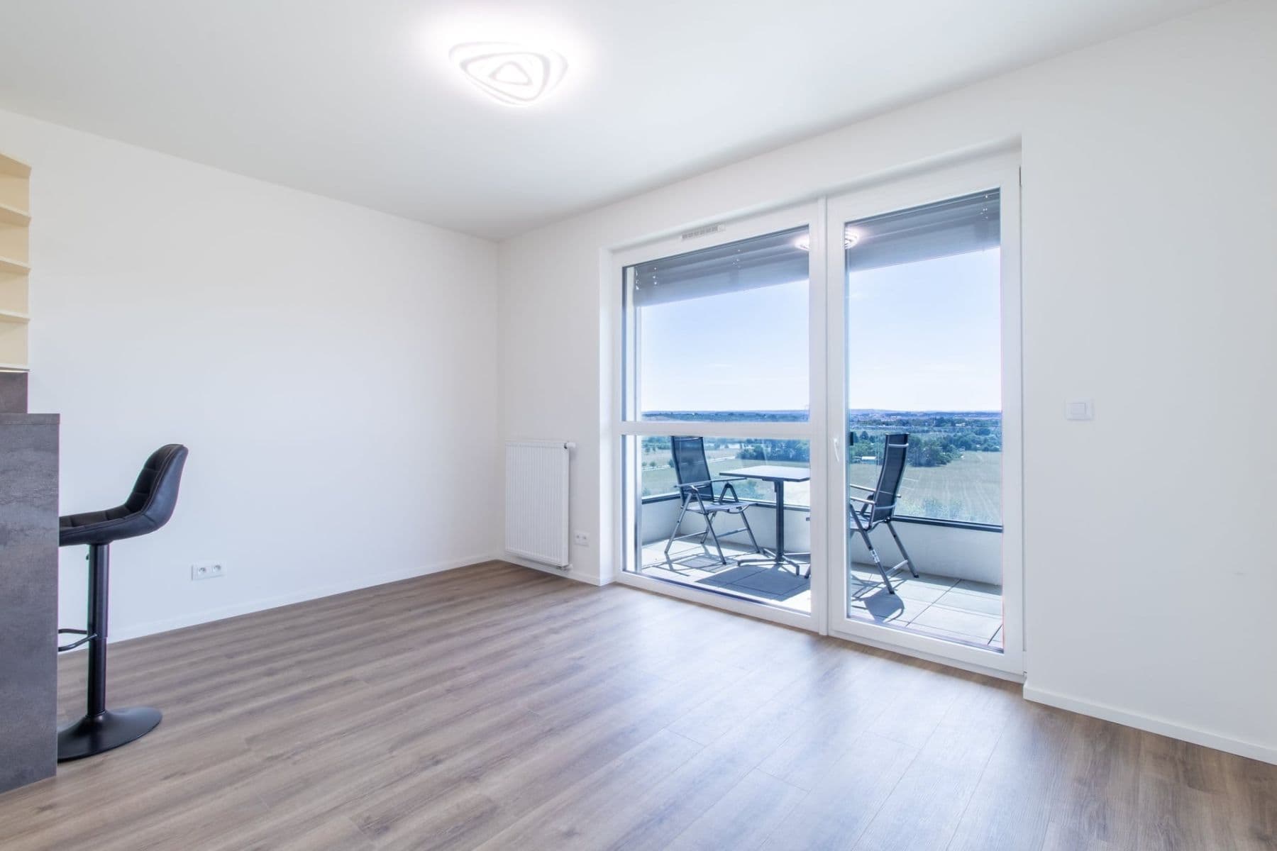 Prenájom bytu 2-izbový 37 m², Arnošta Valenty, Praha, Praha Prenájom bytu 2-izbový 37 m², Arnošta Valenty, Praha, Praha