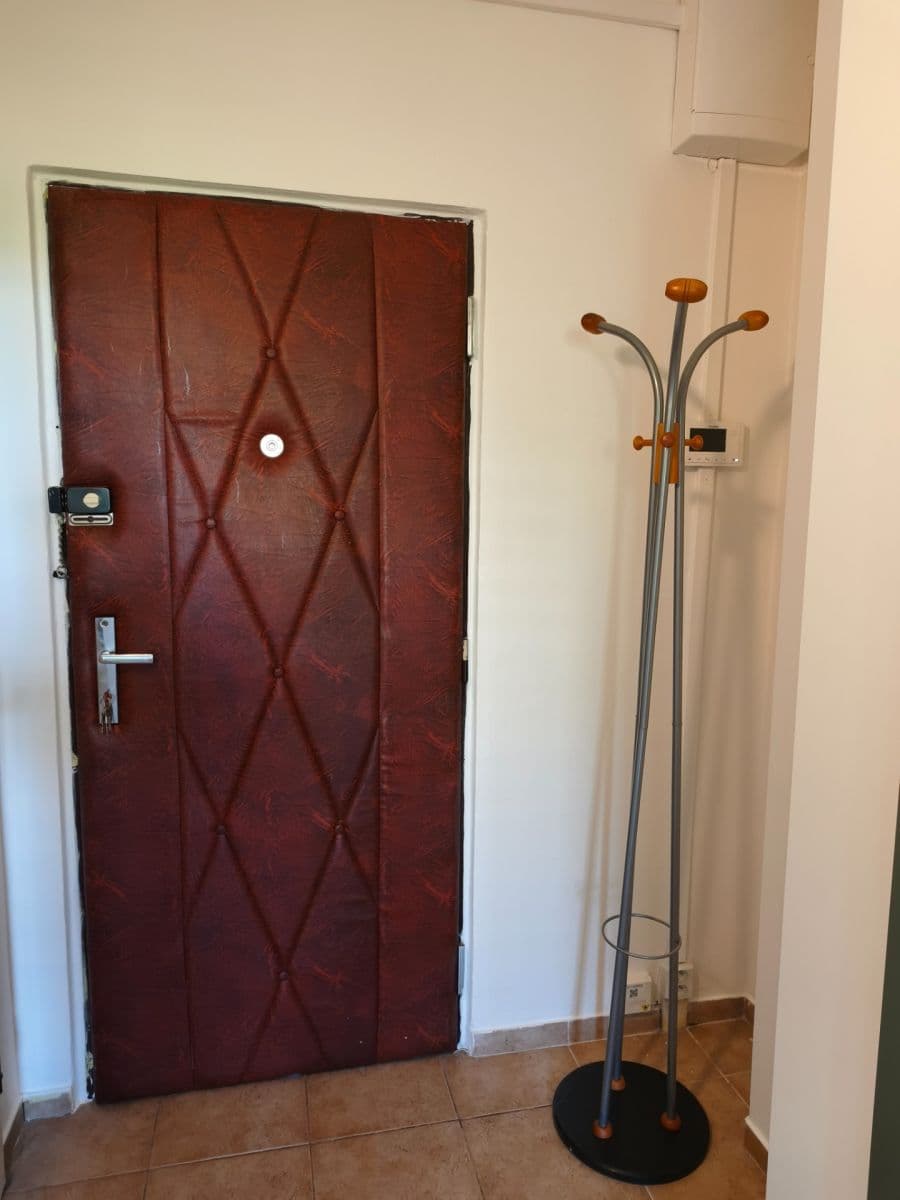 Prenájom bytu 2-izbový 42 m², Novodvorská, Praha, Praha Prenájom bytu 2-izbový 42 m², Novodvorská, Praha, Praha