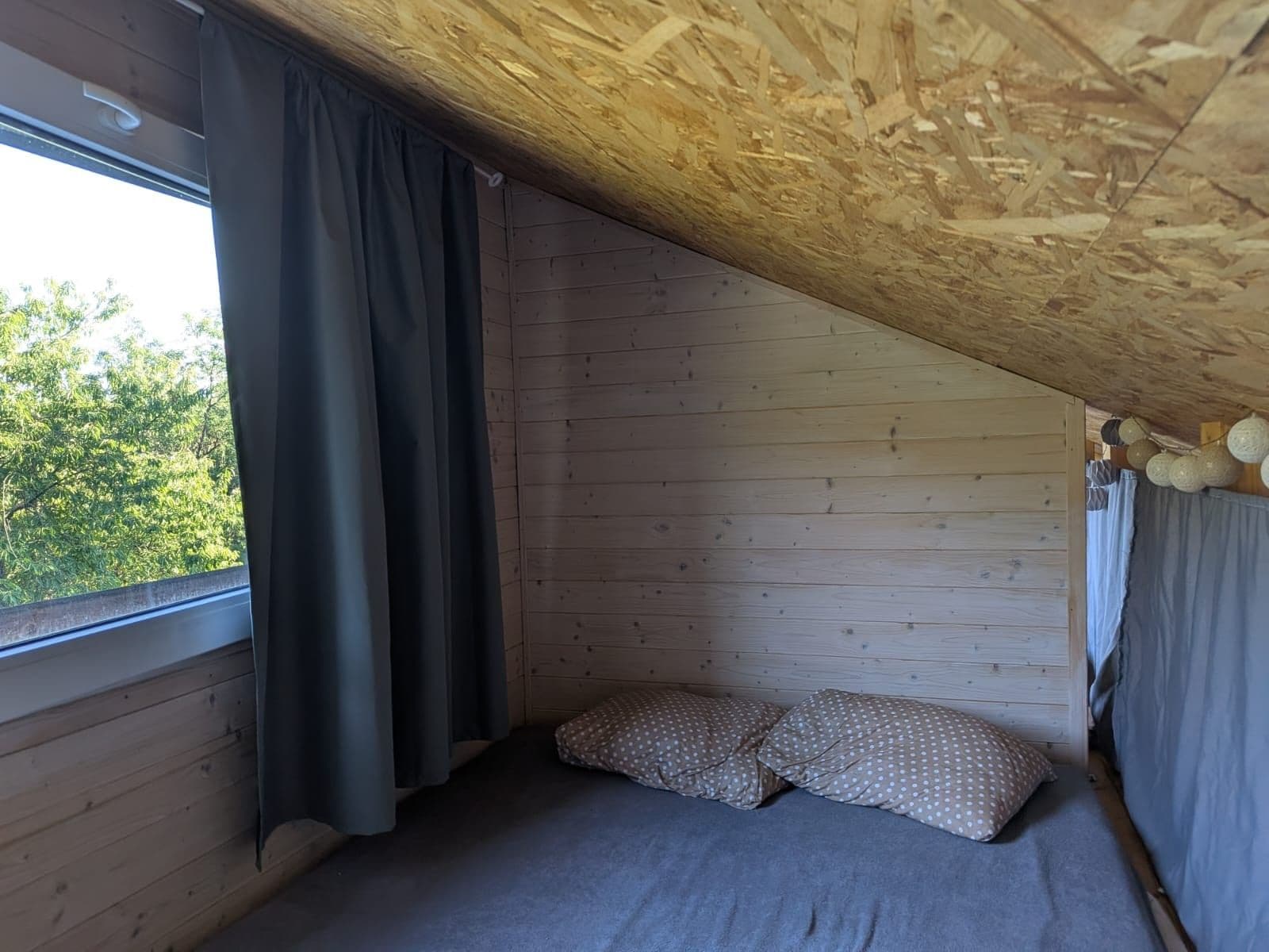 Predaj rekreačného objektu 45 m², pozemok 185 m², Višňovka, Praha, Praha Predaj rekreačného objektu 45 m², pozemok 185 m², Višňovka, Praha, Praha