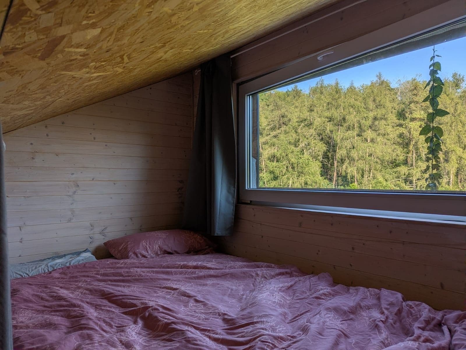 Predaj rekreačného objektu 45 m², pozemok 185 m², Višňovka, Praha, Praha Predaj rekreačného objektu 45 m², pozemok 185 m², Višňovka, Praha, Praha