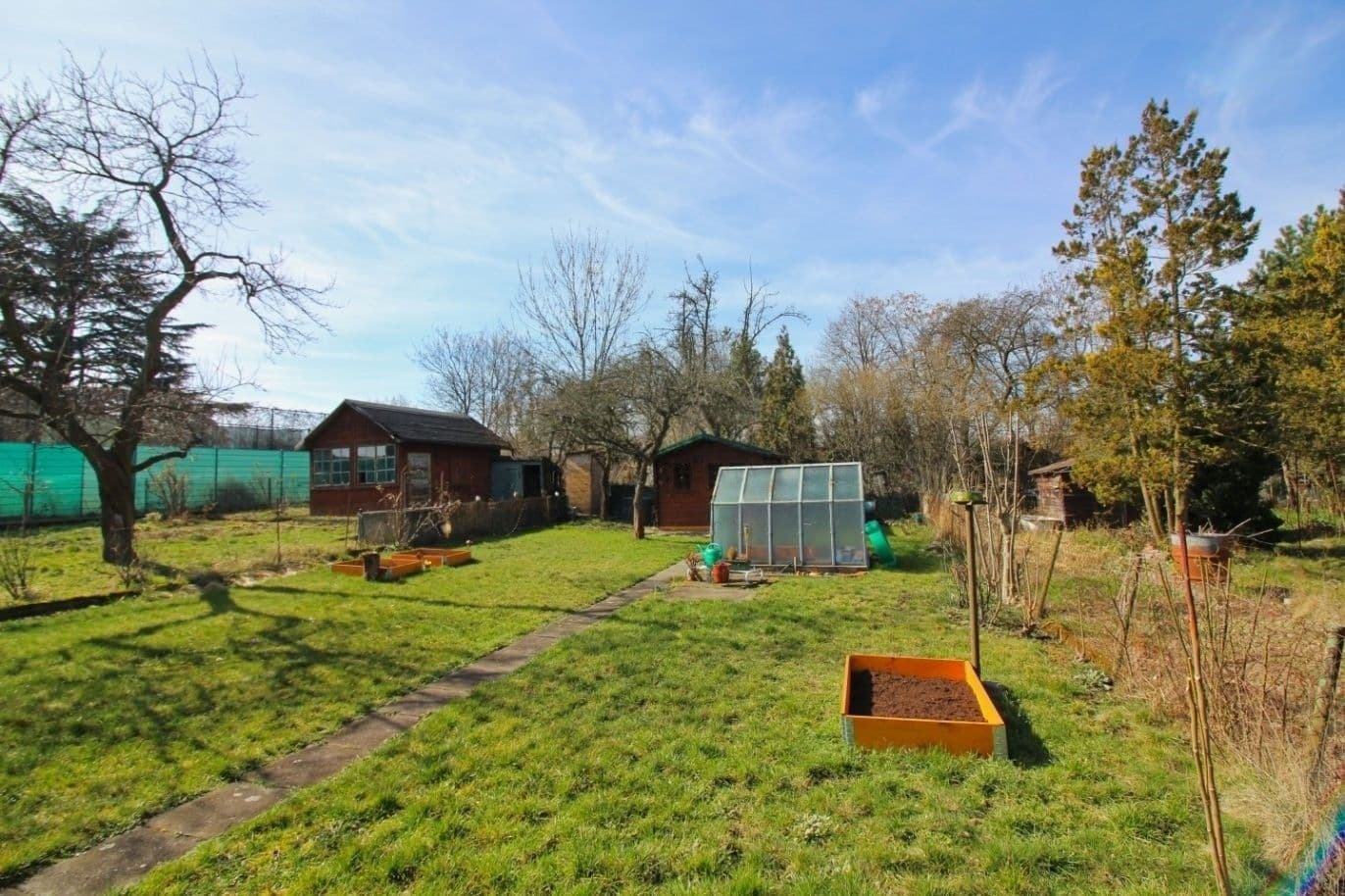 Predaj rekreačného objektu 11 m², pozemok 267 m², Praha, Praha Predaj rekreačného objektu 11 m², pozemok 267 m², Praha, Praha