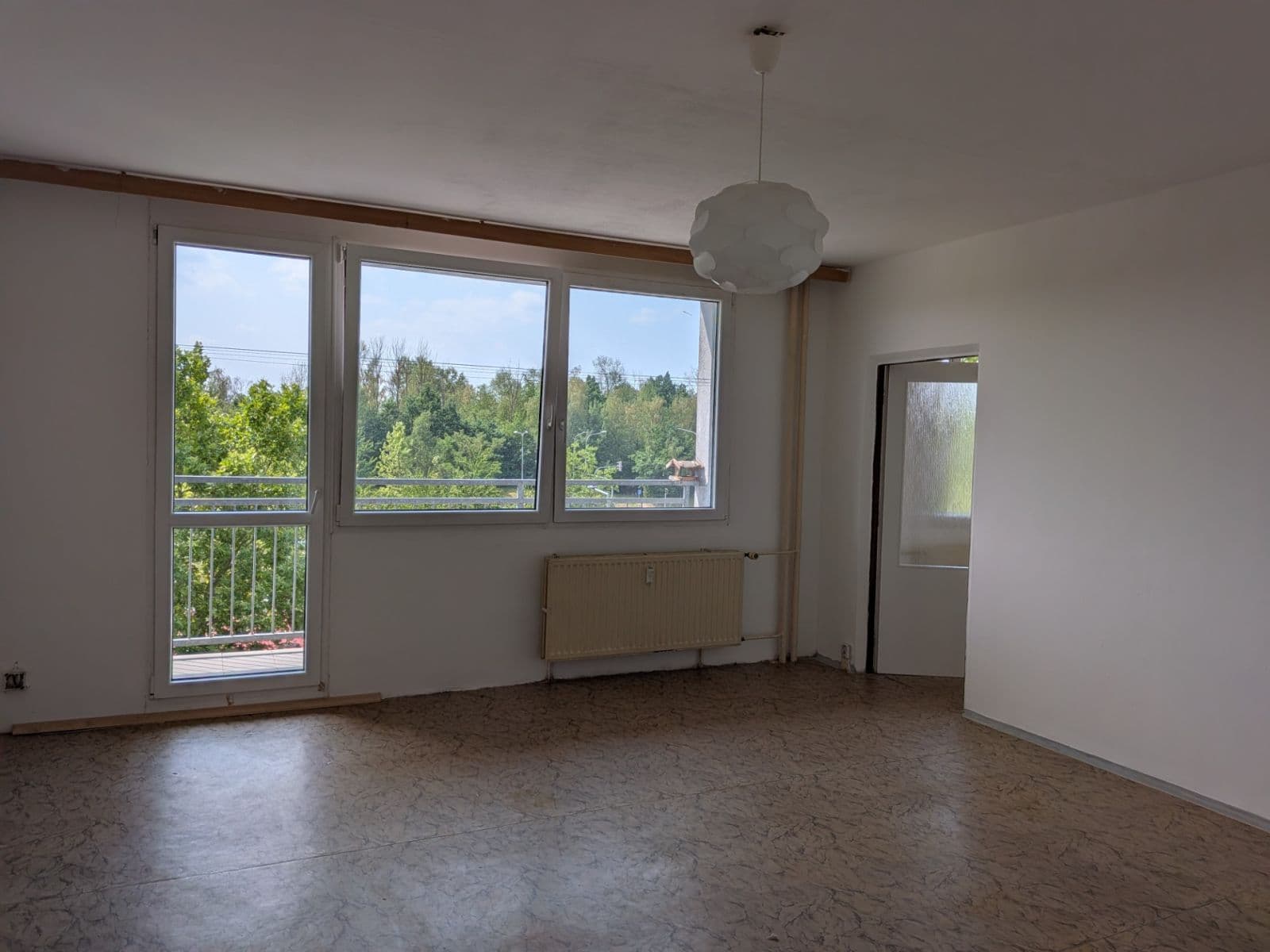 Prenájom bytu 3-izbový 77 m², Krašovská, Plzeň, Plzeňský kraj Prenájom bytu 3-izbový 77 m², Krašovská, Plzeň, Plzeňský kraj