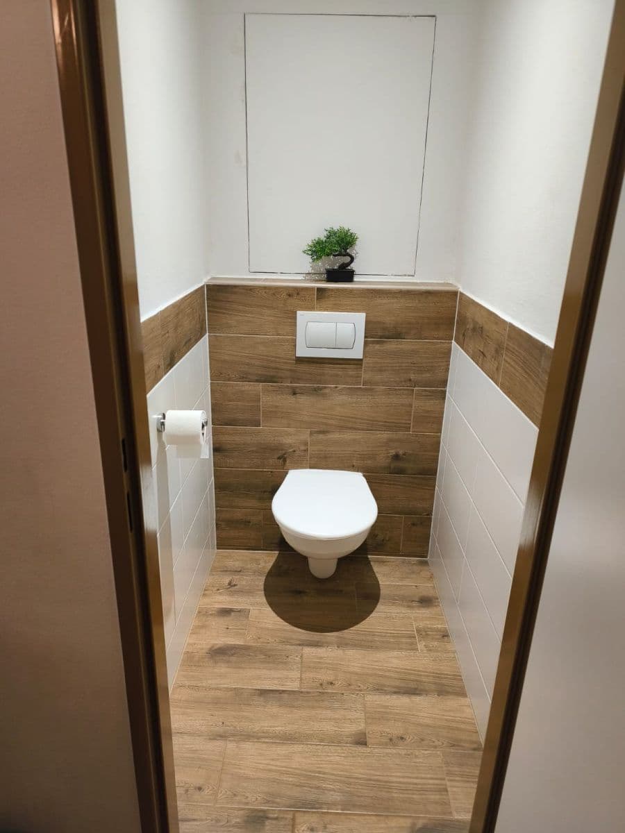 Prenájom bytu 3-izbový 77 m², Krašovská, Plzeň, Plzeňský kraj Prenájom bytu 3-izbový 77 m², Krašovská, Plzeň, Plzeňský kraj