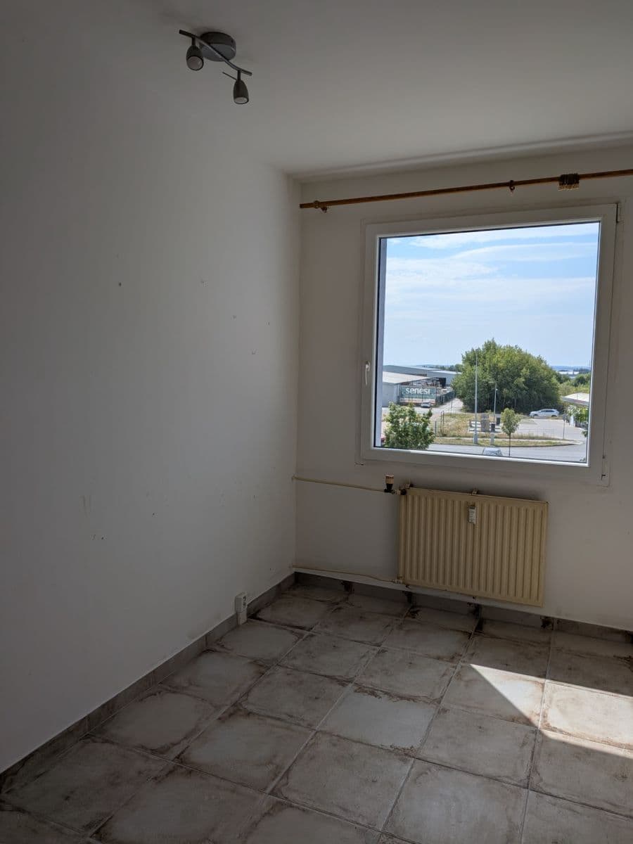 Prenájom bytu 3-izbový 77 m², Krašovská, Plzeň, Plzeňský kraj Prenájom bytu 3-izbový 77 m², Krašovská, Plzeň, Plzeňský kraj