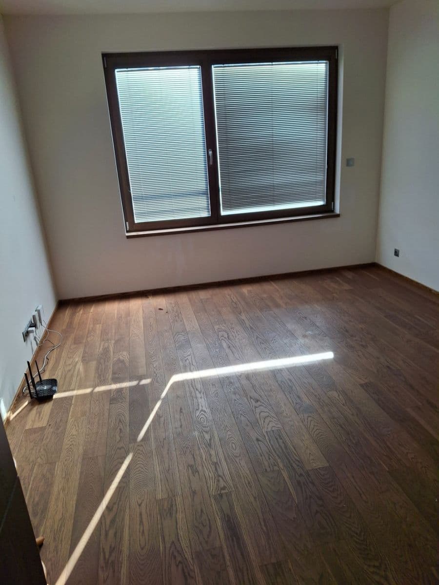 Prenájom bytu 1-izbový 28 m², Bassova, Praha, Praha Prenájom bytu 1-izbový 28 m², Bassova, Praha, Praha