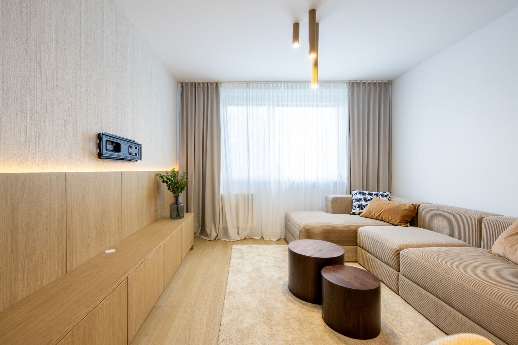 Predaj bytu 2-izbový 53 m², Ožvoldíkova, Dúbravka, Bratislavský kraj Predaj bytu 2-izbový 53 m², Ožvoldíkova, Dúbravka, Bratislavský kraj