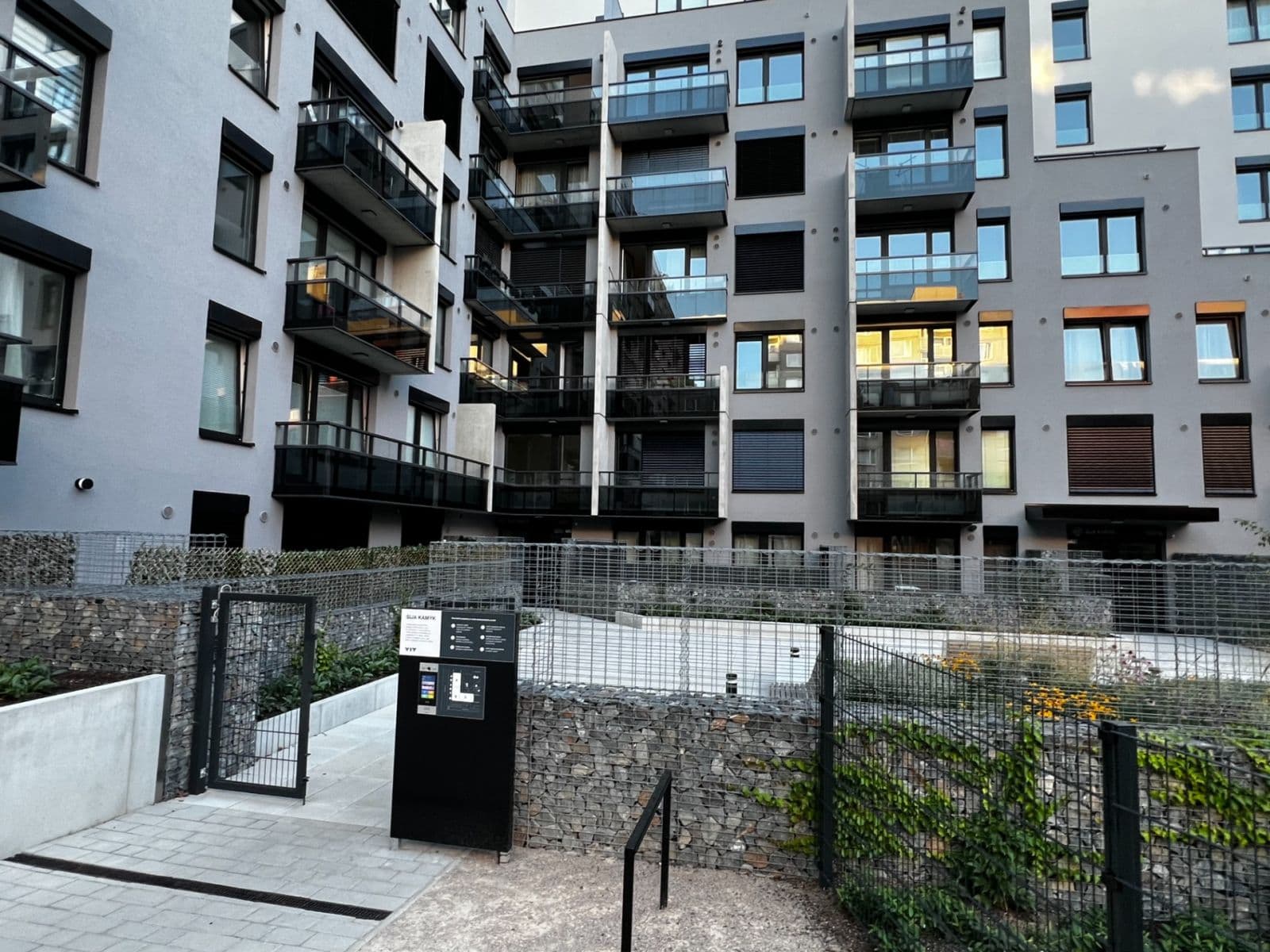 Prenájom bytu 2-izbový 45 m², Hodkovická, Praha, Praha Prenájom bytu 2-izbový 45 m², Hodkovická, Praha, Praha
