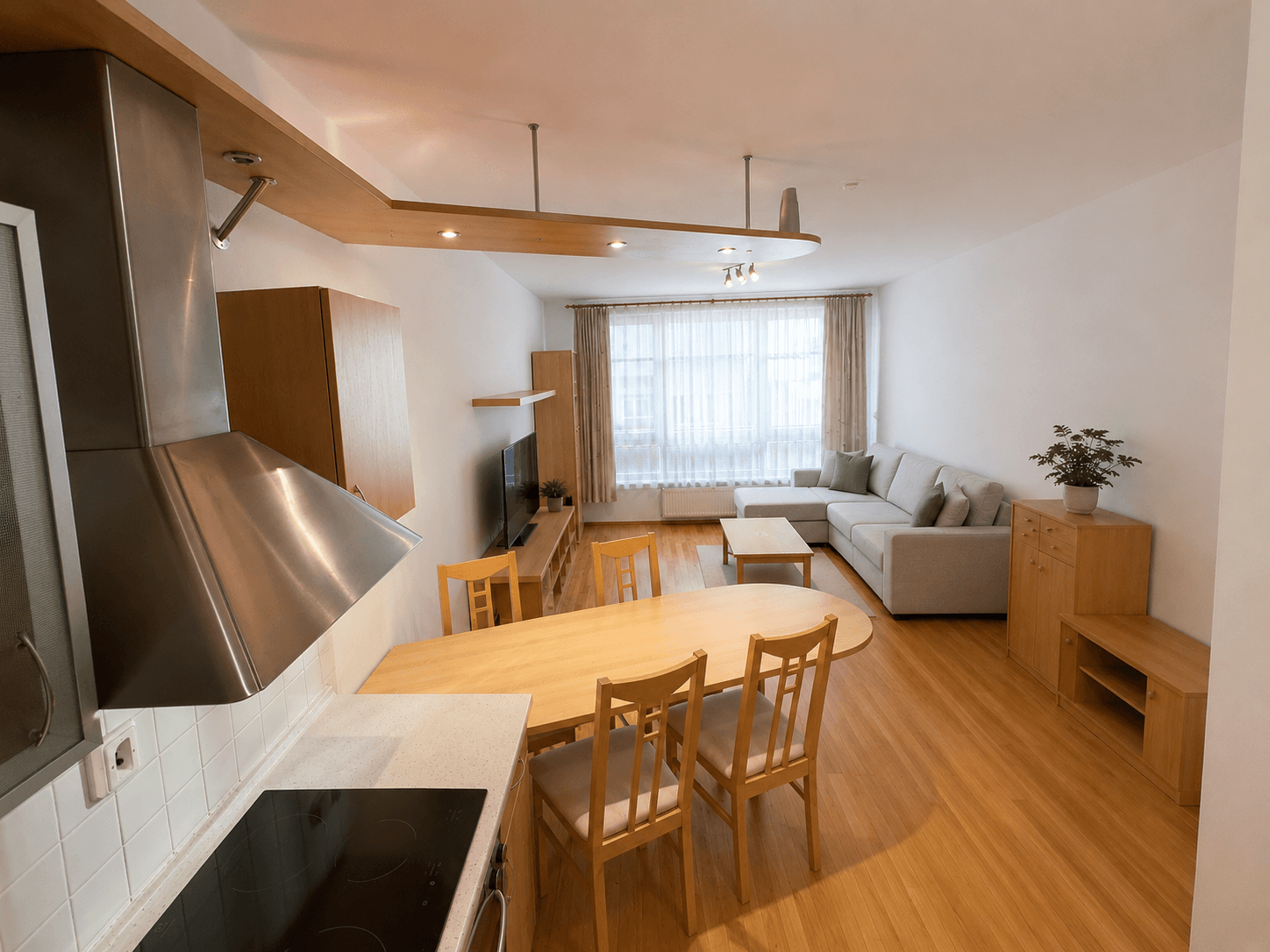 Prenájom bytu 2-izbový 60 m², K Zelené louce, Praha, Praha Prenájom bytu 2-izbový 60 m², K Zelené louce, Praha, Praha