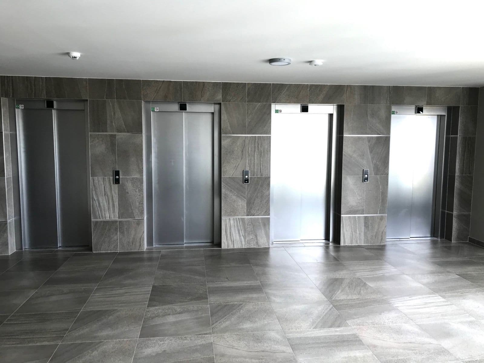 Predaj bytu 2-izbový 34 m², Kurta Konráda, Praha, Praha Predaj bytu 2-izbový 34 m², Kurta Konráda, Praha, Praha