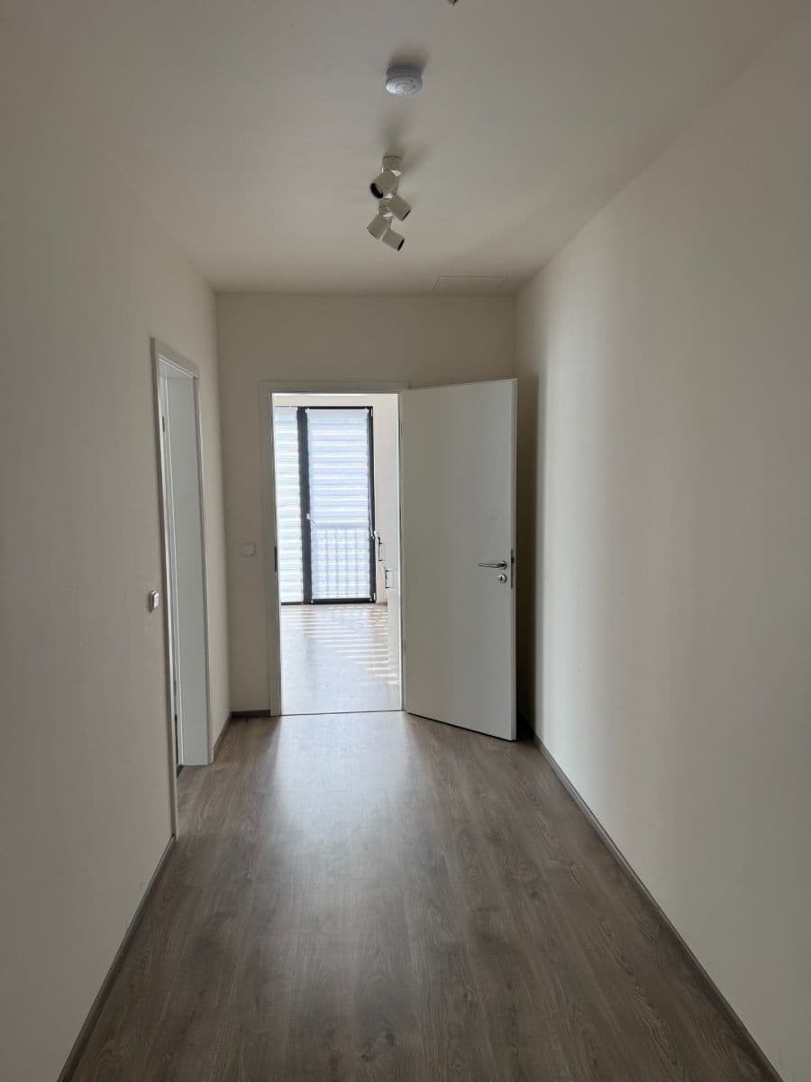 Prenájom bytu 2-izbový 56 m², Slaný, Středočeský kraj Prenájom bytu 2-izbový 56 m², Slaný, Středočeský kraj