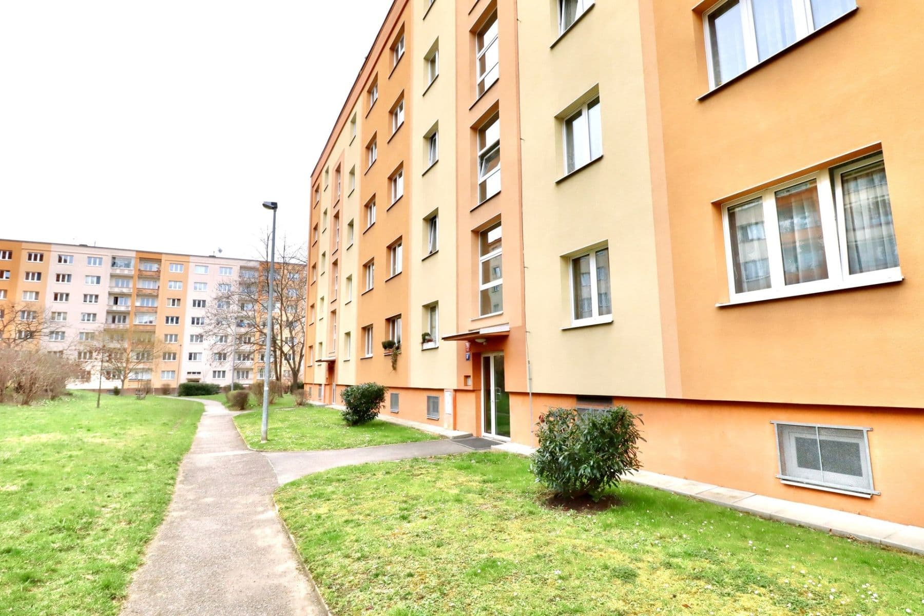 Prenájom bytu 2-izbový 55 m², Přistoupimská, Praha, Praha Prenájom bytu 2-izbový 55 m², Přistoupimská, Praha, Praha
