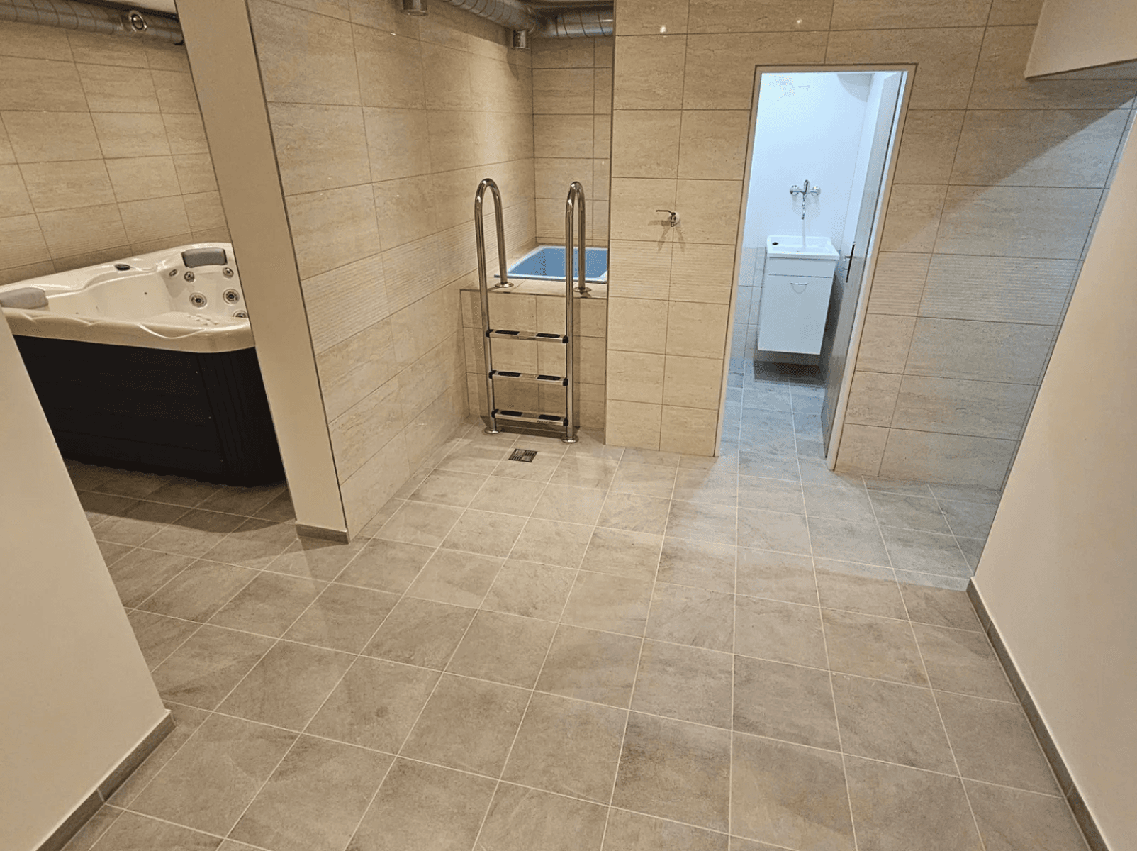 Predaj bytu 1-izbový 39 m², Pod Borným, Doksy, Liberecký kraj Predaj bytu 1-izbový 39 m², Pod Borným, Doksy, Liberecký kraj