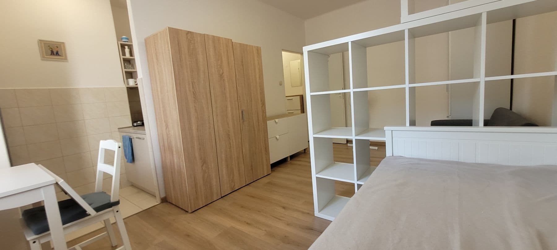 Prenájom bytu Garsoniéra 23 m², Herlianska, Ružinov, Bratislavský kraj Prenájom bytu Garsoniéra 23 m², Herlianska, Ružinov, Bratislavský kraj