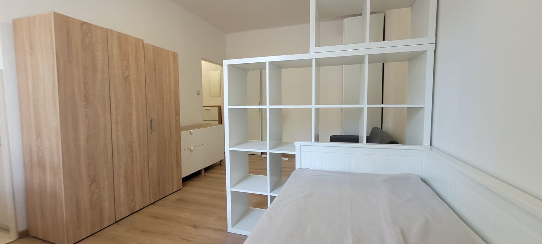 Prenájom bytu Garsoniéra 23 m², Herlianska, Ružinov, Bratislavský kraj Prenájom bytu Garsoniéra 23 m², Herlianska, Ružinov, Bratislavský kraj