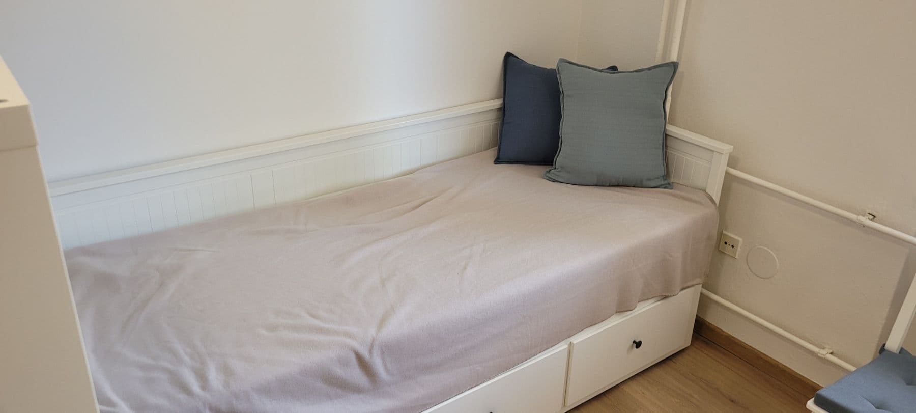 Prenájom bytu Garsoniéra 23 m², Herlianska, Ružinov, Bratislavský kraj Prenájom bytu Garsoniéra 23 m², Herlianska, Ružinov, Bratislavský kraj
