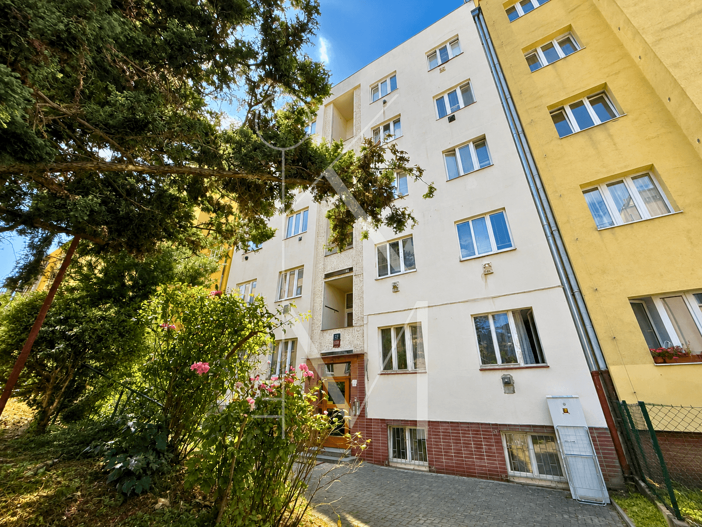 Prenájom bytu 2-izbový 43 m², Mládeže, Praha, Praha Prenájom bytu 2-izbový 43 m², Mládeže, Praha, Praha