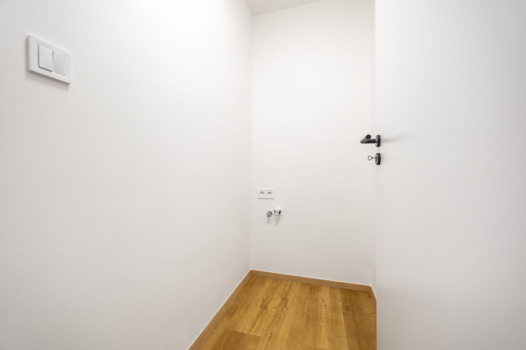 Predaj bytu 3-izbový 71 m², Murgašova, Praha, Praha Predaj bytu 3-izbový 71 m², Murgašova, Praha, Praha