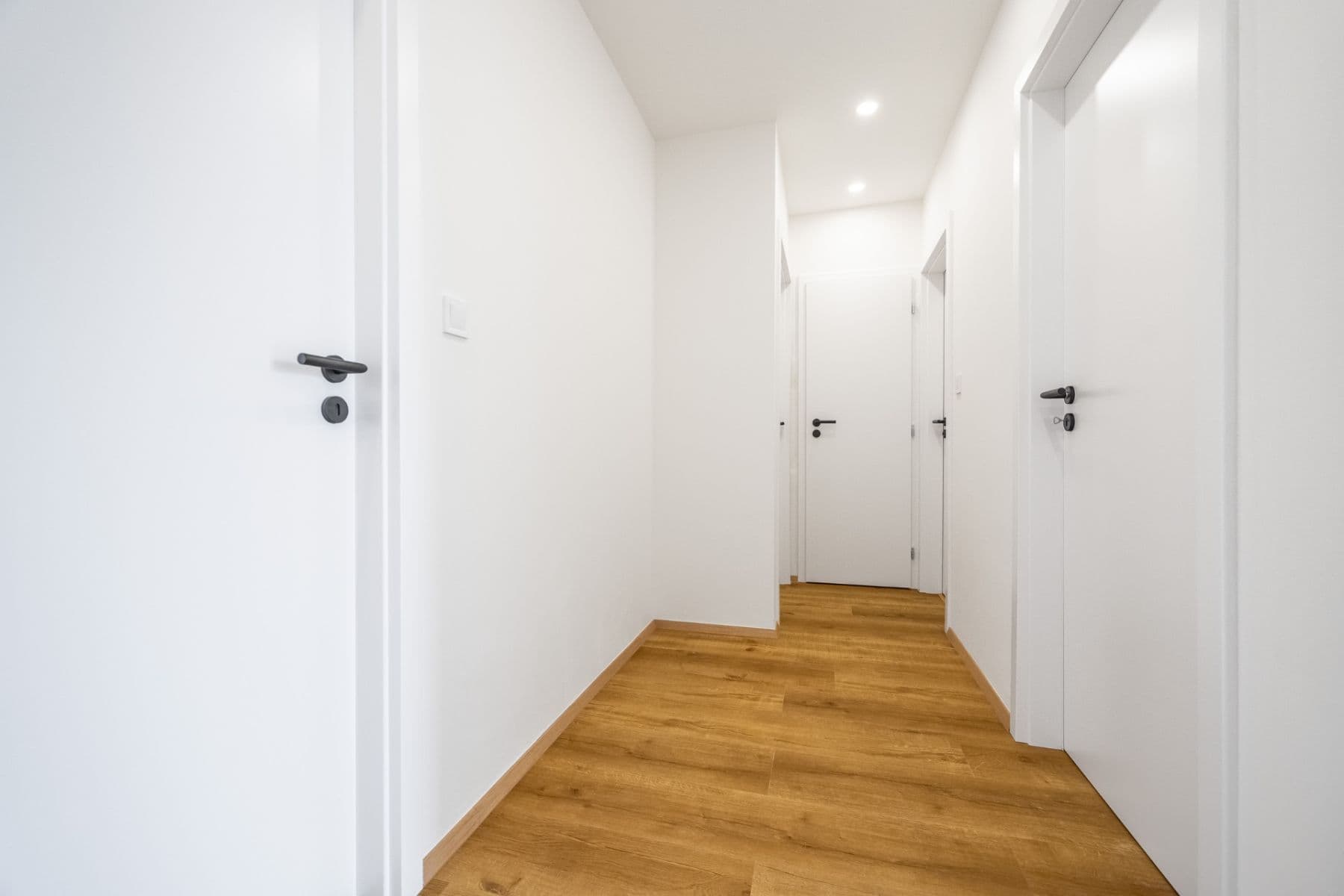 Predaj bytu 3-izbový 71 m², Murgašova, Praha, Praha Predaj bytu 3-izbový 71 m², Murgašova, Praha, Praha