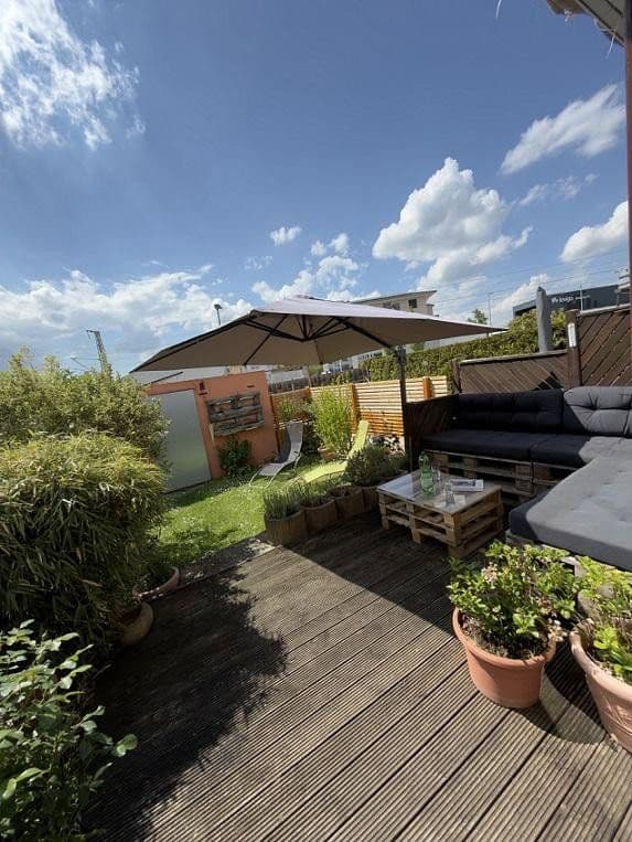 Predaj domu 131 m², pozemok 137 m², Holzgerlingen, Bádensko-Wurttembersko Predaj domu 131 m², pozemok 137 m², Holzgerlingen, Bádensko-Wurttembersko