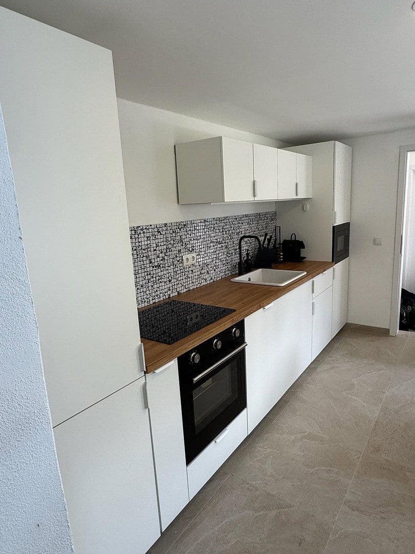 Prenájom bytu 1-izbový 45 m², Dresden, Sasko Prenájom bytu 1-izbový 45 m², Dresden, Sasko